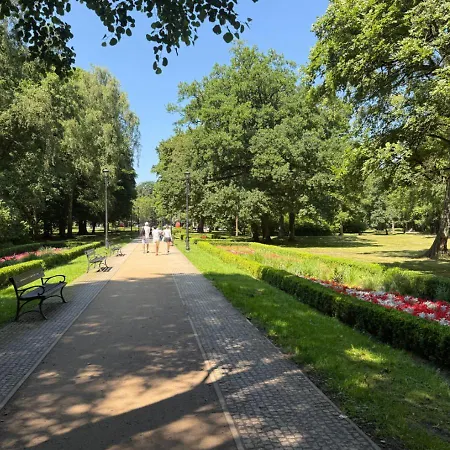 Julia - Visitopl アパート シフィノウイシチェ